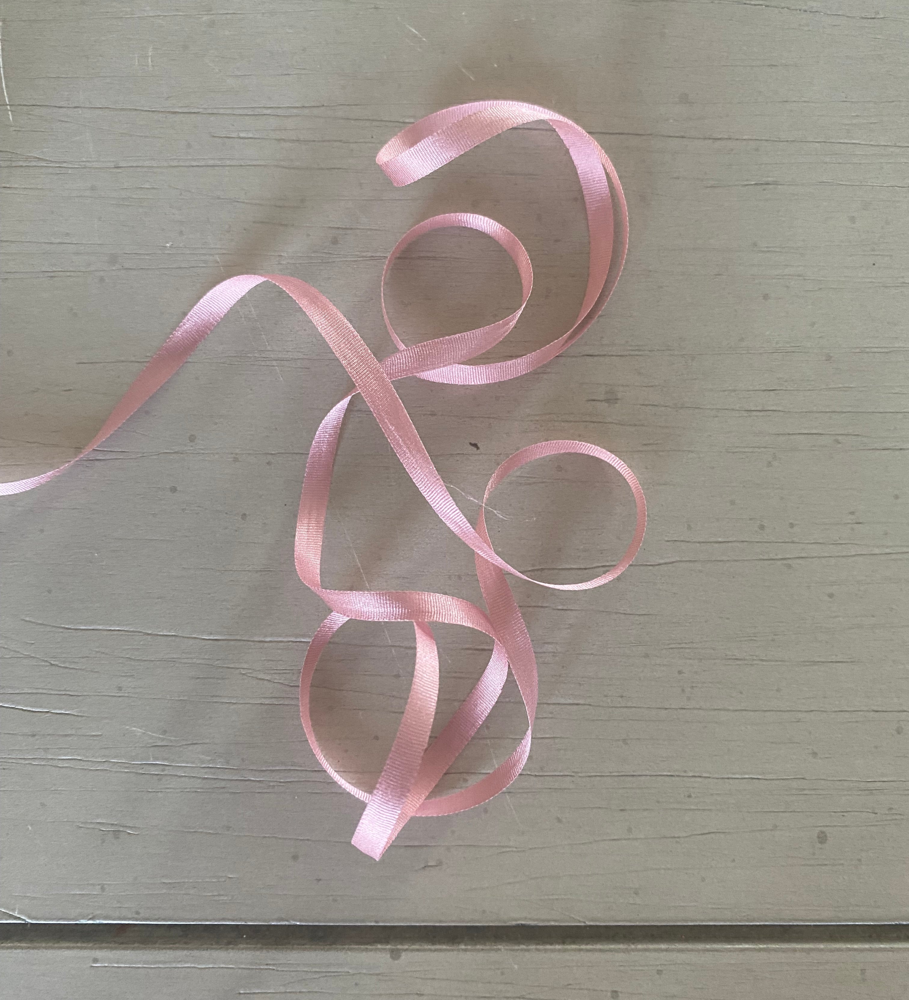 pale pink ribbon