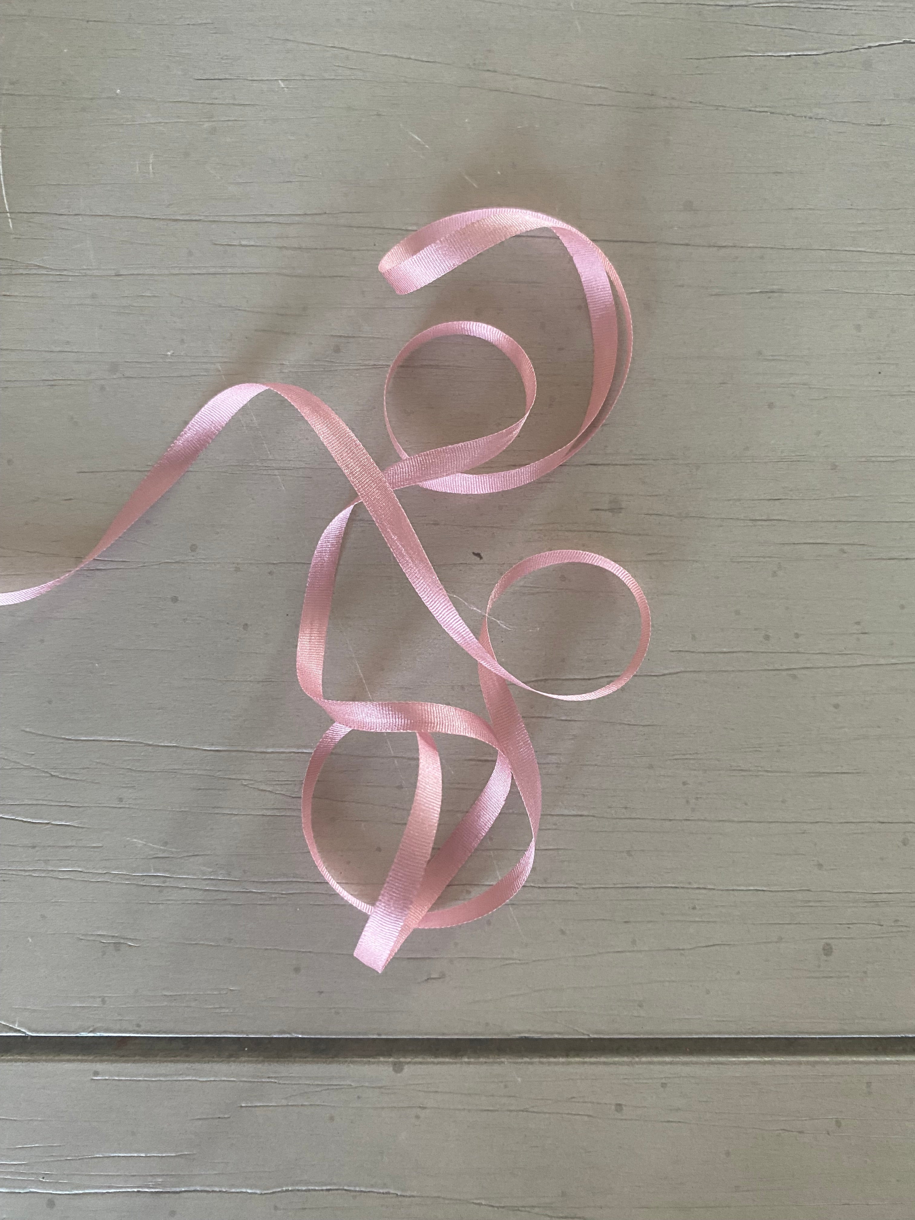 pale pink ribbon